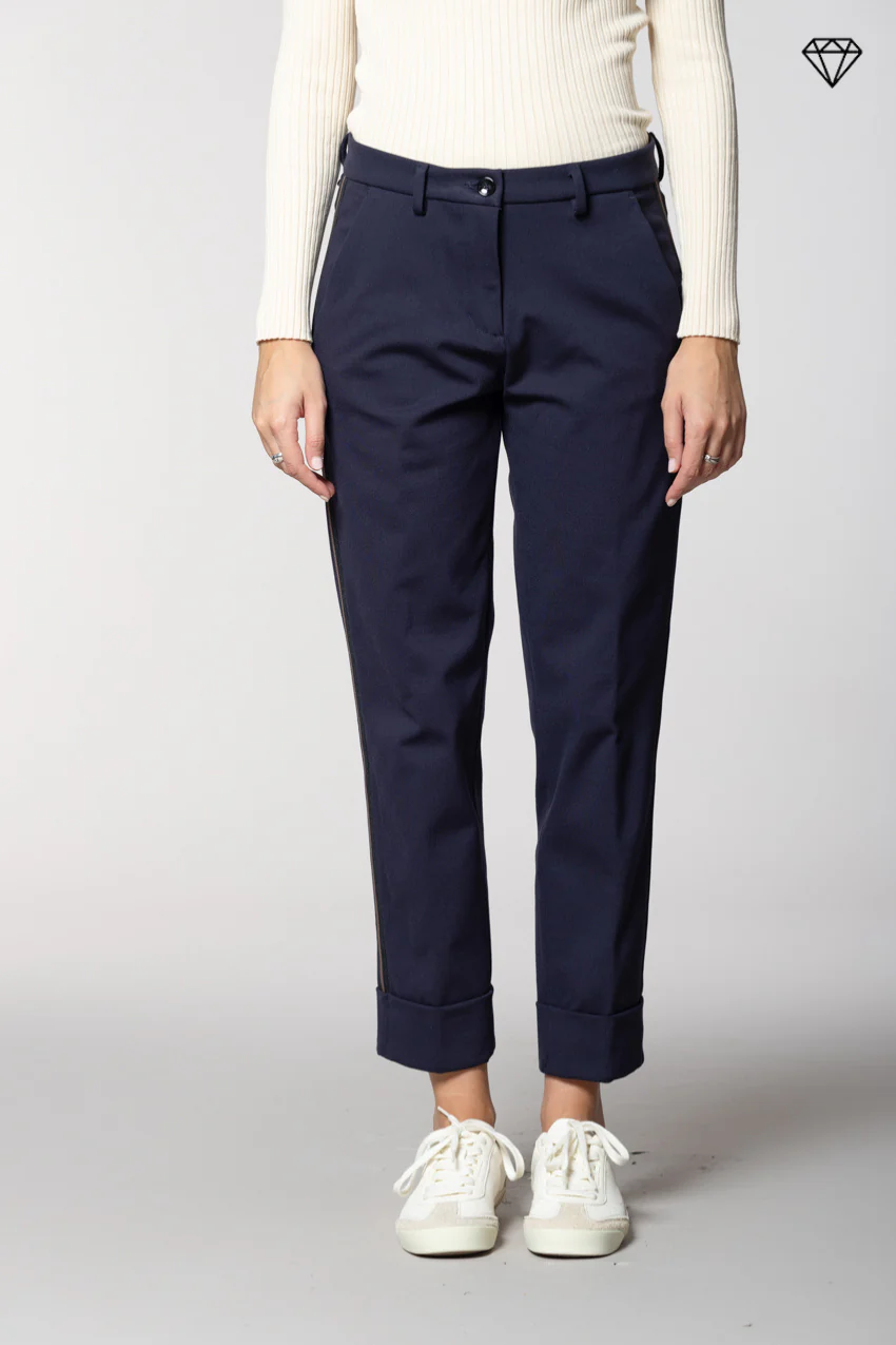 New York Carrot pantalone chino donna in jersey tecnico carrot fit ①