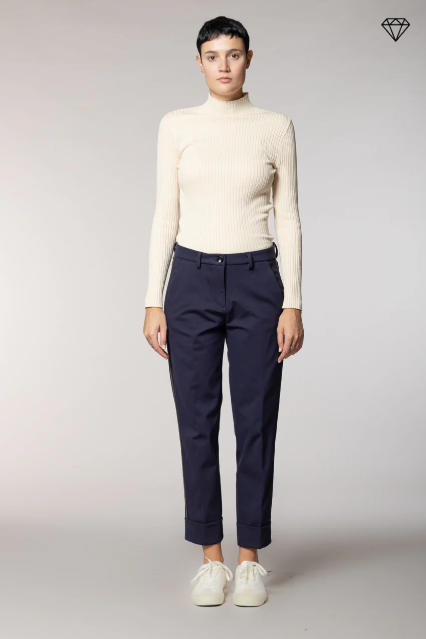 New York Carrot pantalone chino donna in jersey tecnico carrot fit ① – Image 6