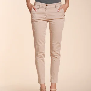 New York Slim pantalone chino donna in raso stretch slim fit ①