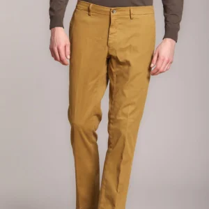 New York pantalone chino uomo in gabardina stretch regular fit ①