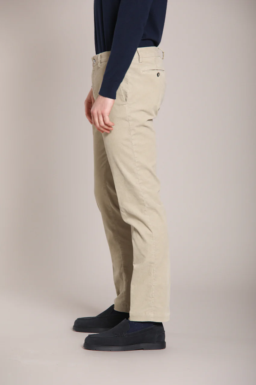New York pantalone chino uomo in velluto 1000 righe regular fit – Image 3