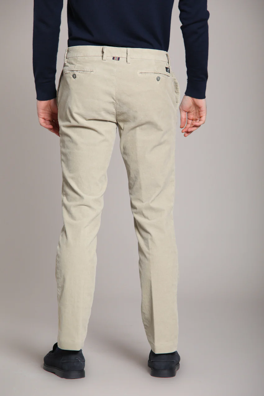 New York pantalone chino uomo in velluto 1000 righe regular fit – Image 4