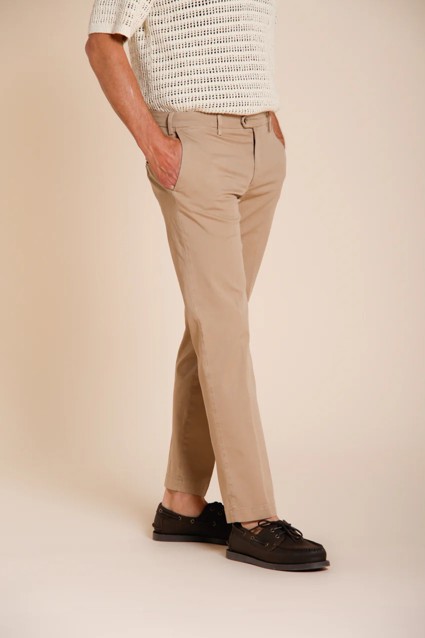 New York pantalone chino uomo in gabardina stretch regular fit ① – Image 3