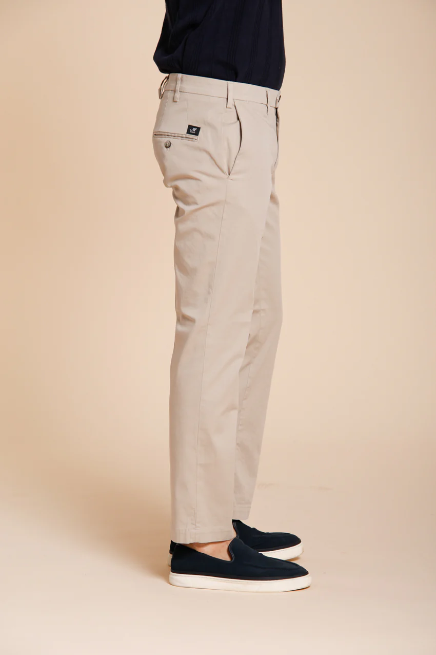 New York pantalone chino uomo in gabardina stretch regular fit ① – Image 3