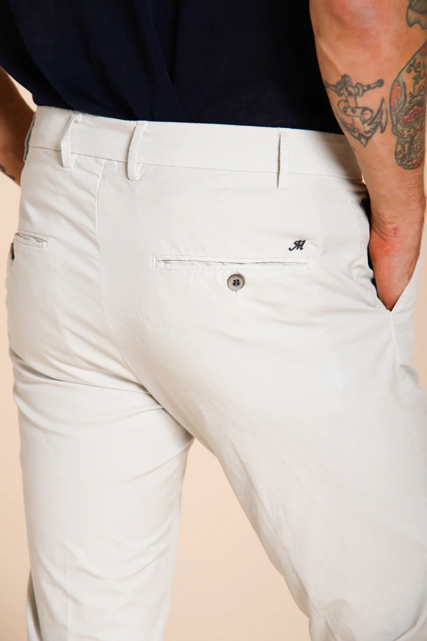 Milano pantalone chino uomo in gabardina stretch extra slim fit ① – Image 2