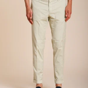 Milano pantalone chino uomo in gabardina stretch extra slim fit ①