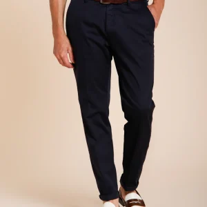 Osaka pantalone chino uomo in tricotina fine di cotone e lyocell carrot fit