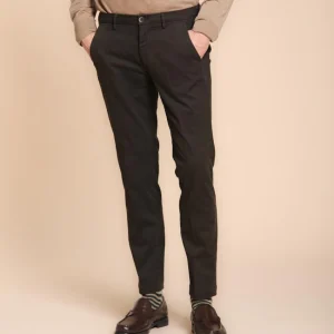 Torino pantalone chino uomo in gabardina slim fit ①