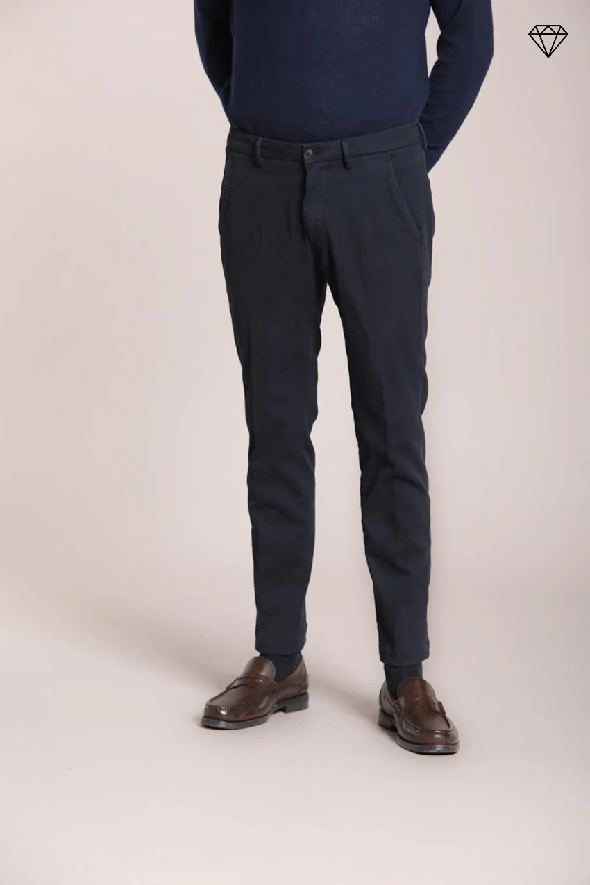 Torino pantalone chino uomo in cotone cashmere slim fit ①