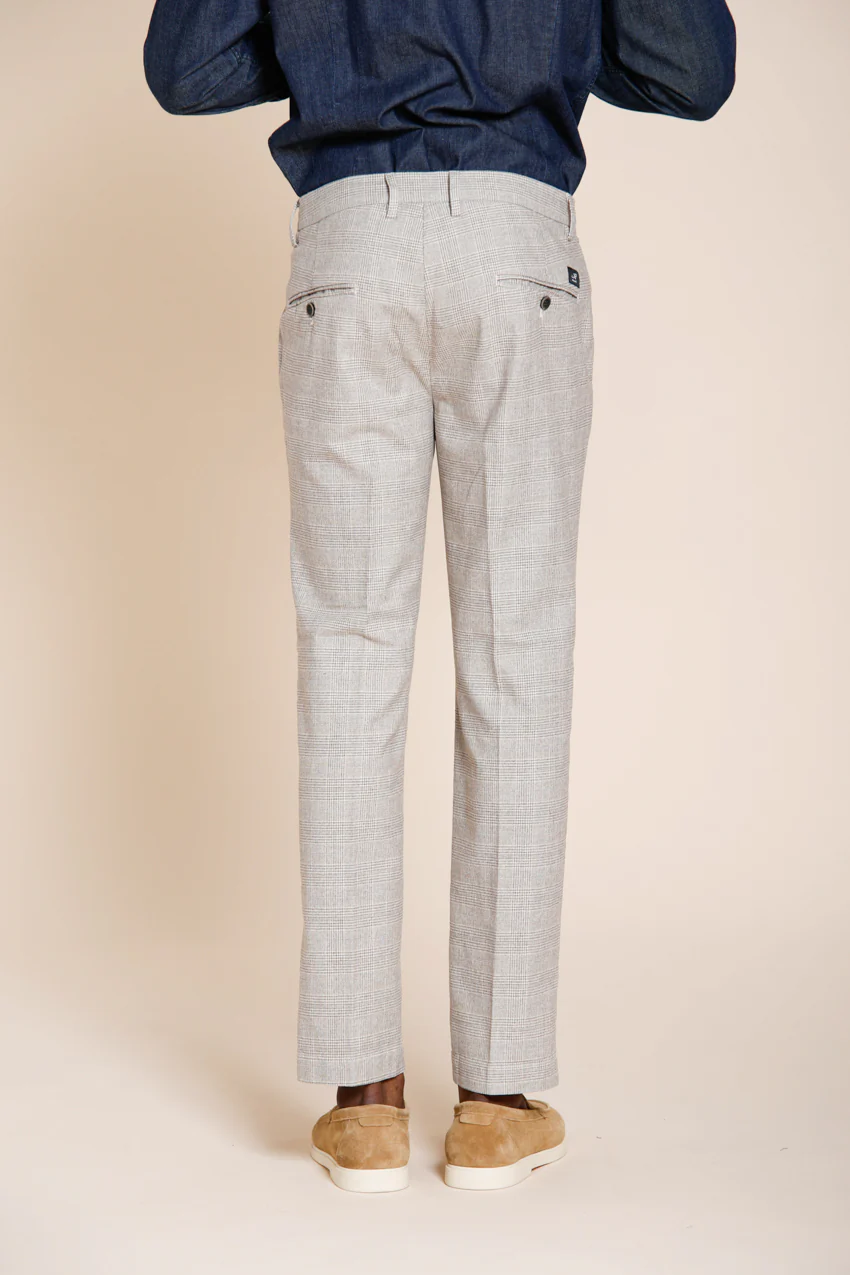 Torino pantalone chino uomo stampa galles con filato moro slim fit – Image 4