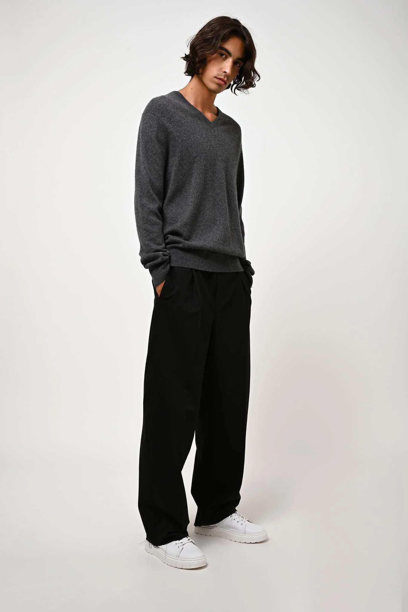 AGEL pull col v anthracite chiné 100% cachemire – Image 3