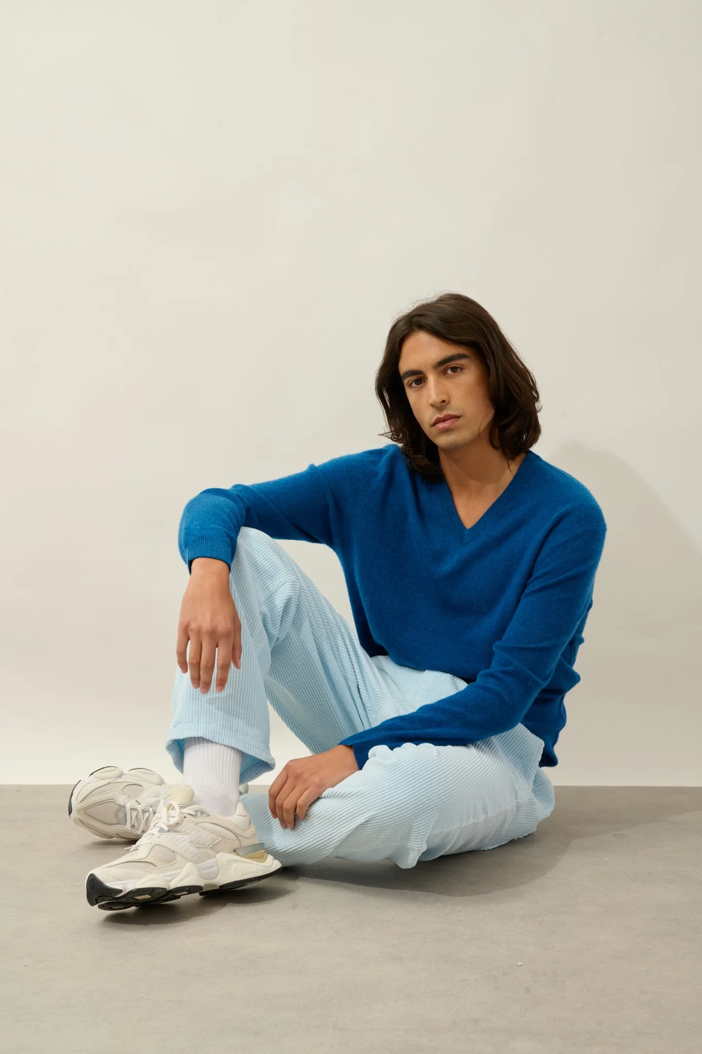 AGEL pull col v bleu chiné 100% cachemire