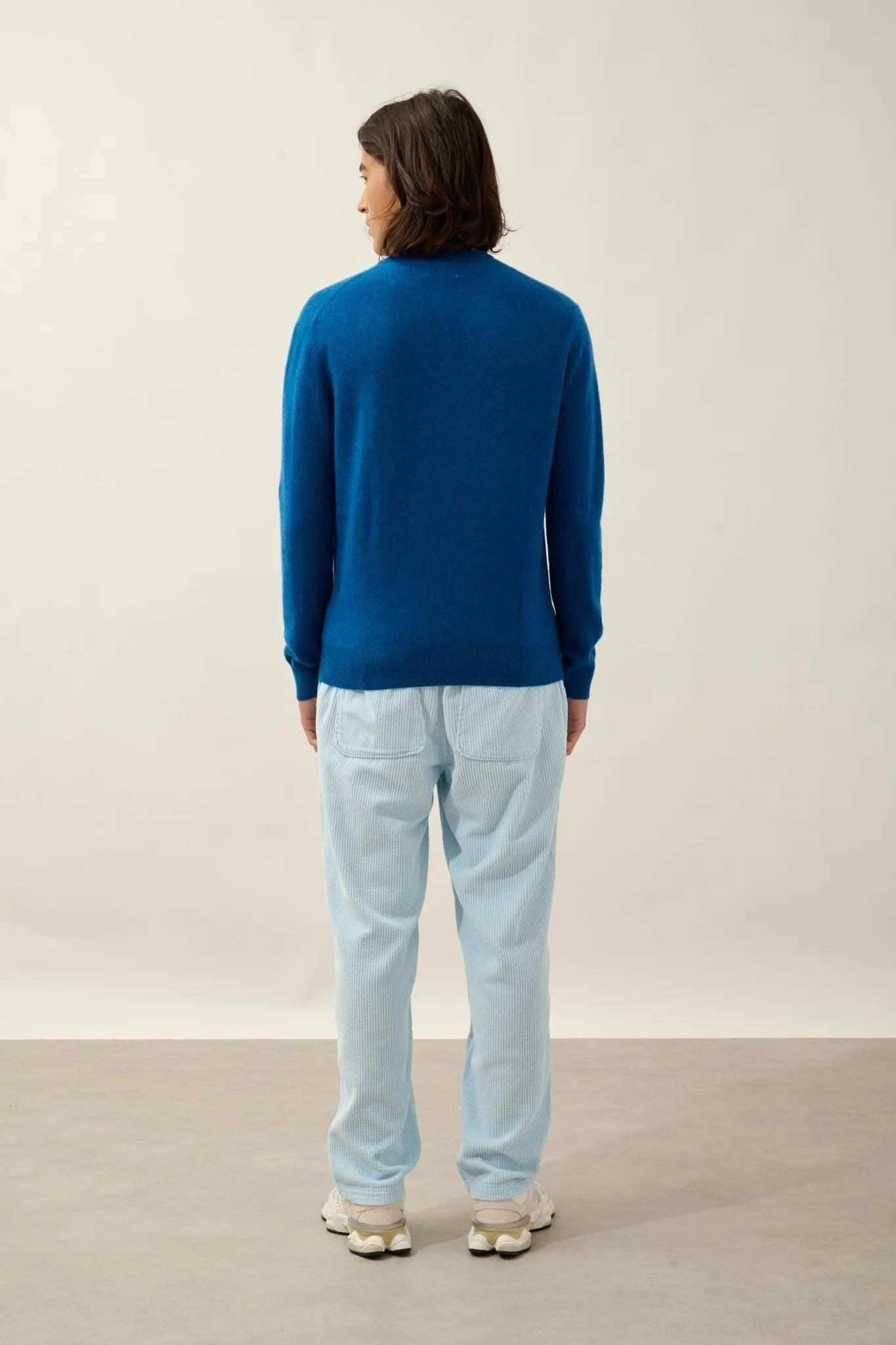 AGEL pull col v bleu chiné 100% cachemire – Image 3