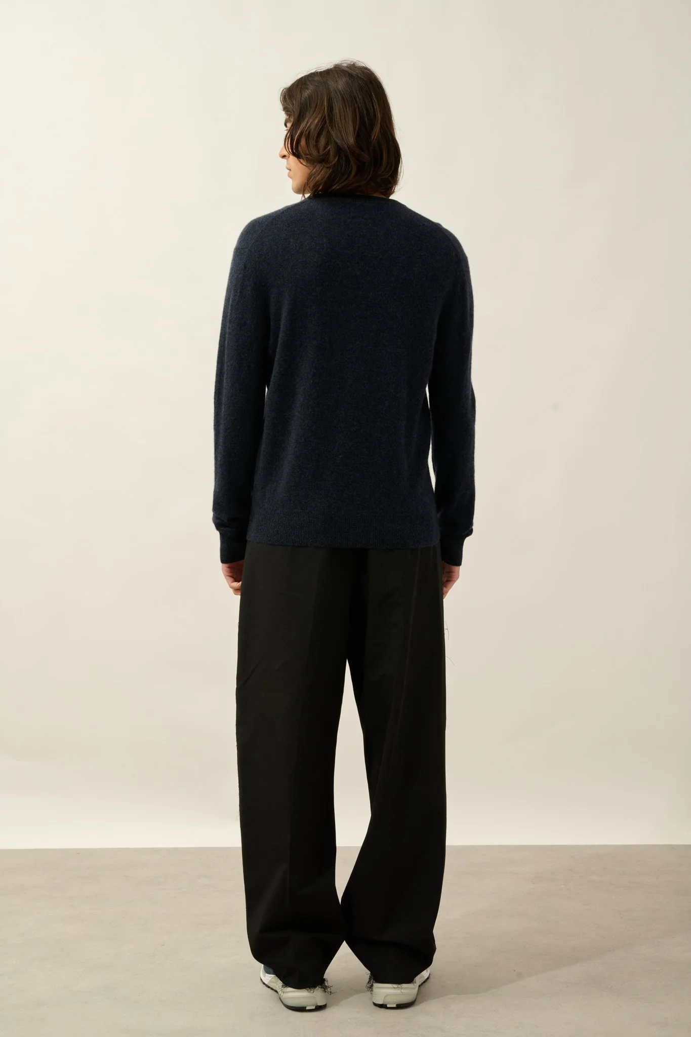 AGEL pull col v caviar 100% cachemire – Image 3