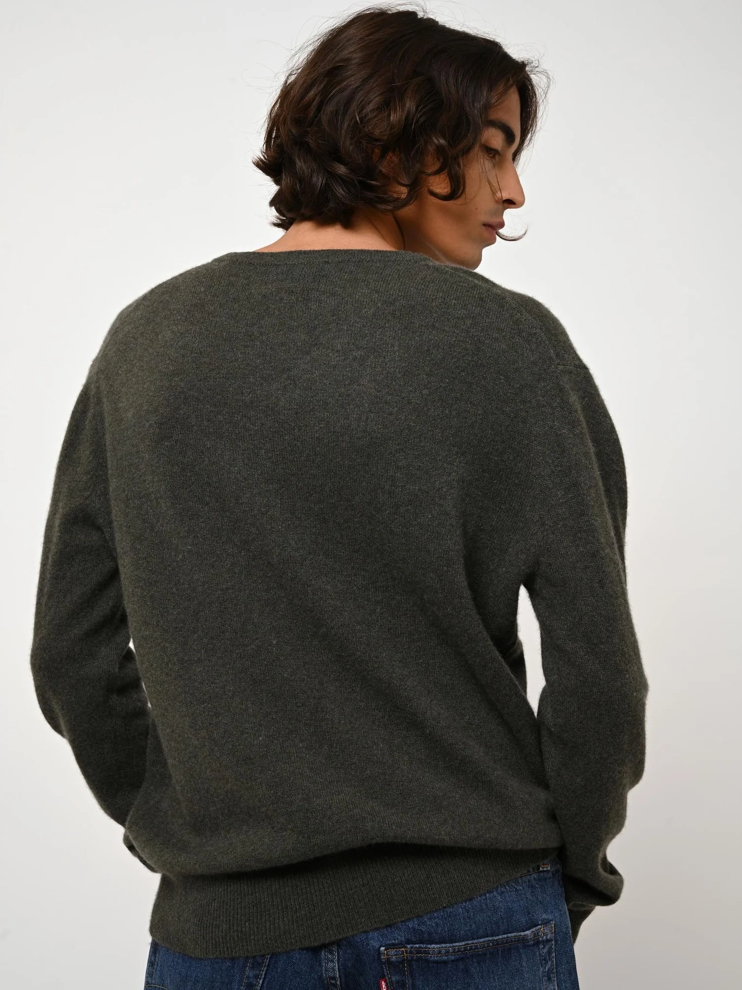 AGEL pull col v kaki chiné 100% cachemire – Image 3