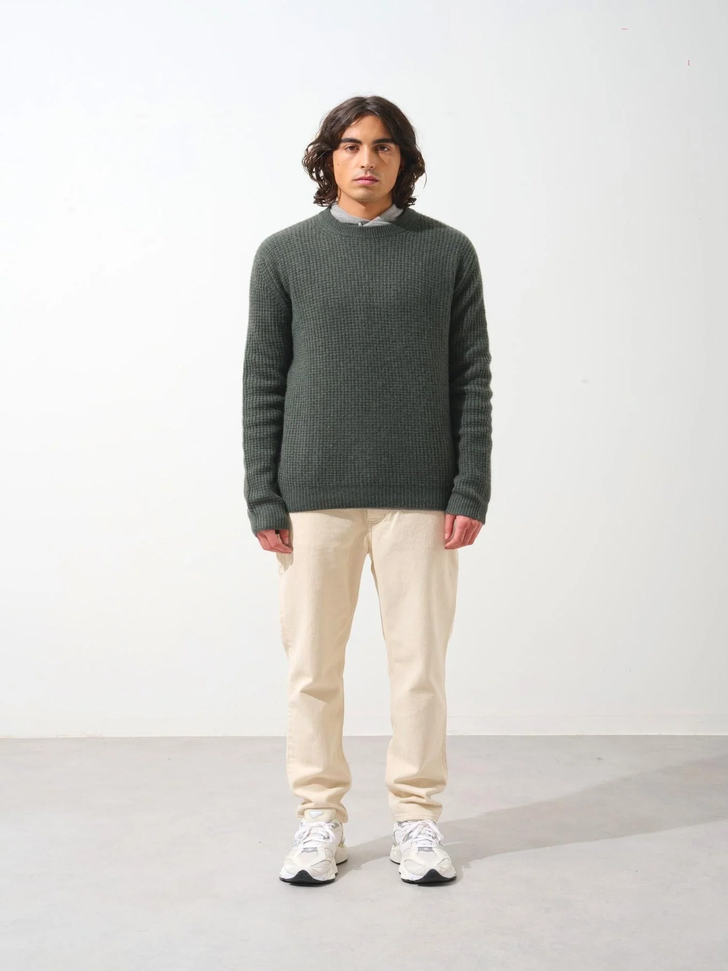 AKSEL pull col rond 4 fils kaki chiné 100% cachemire – Image 6