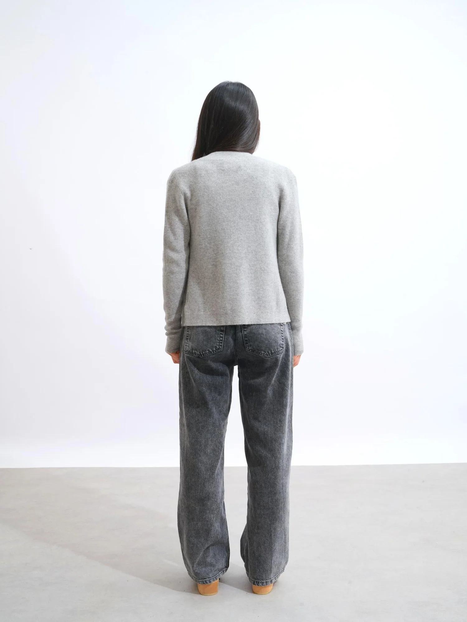 ALBERTE gilet zippé col montant nuage chiné 100% cachemire – Image 3