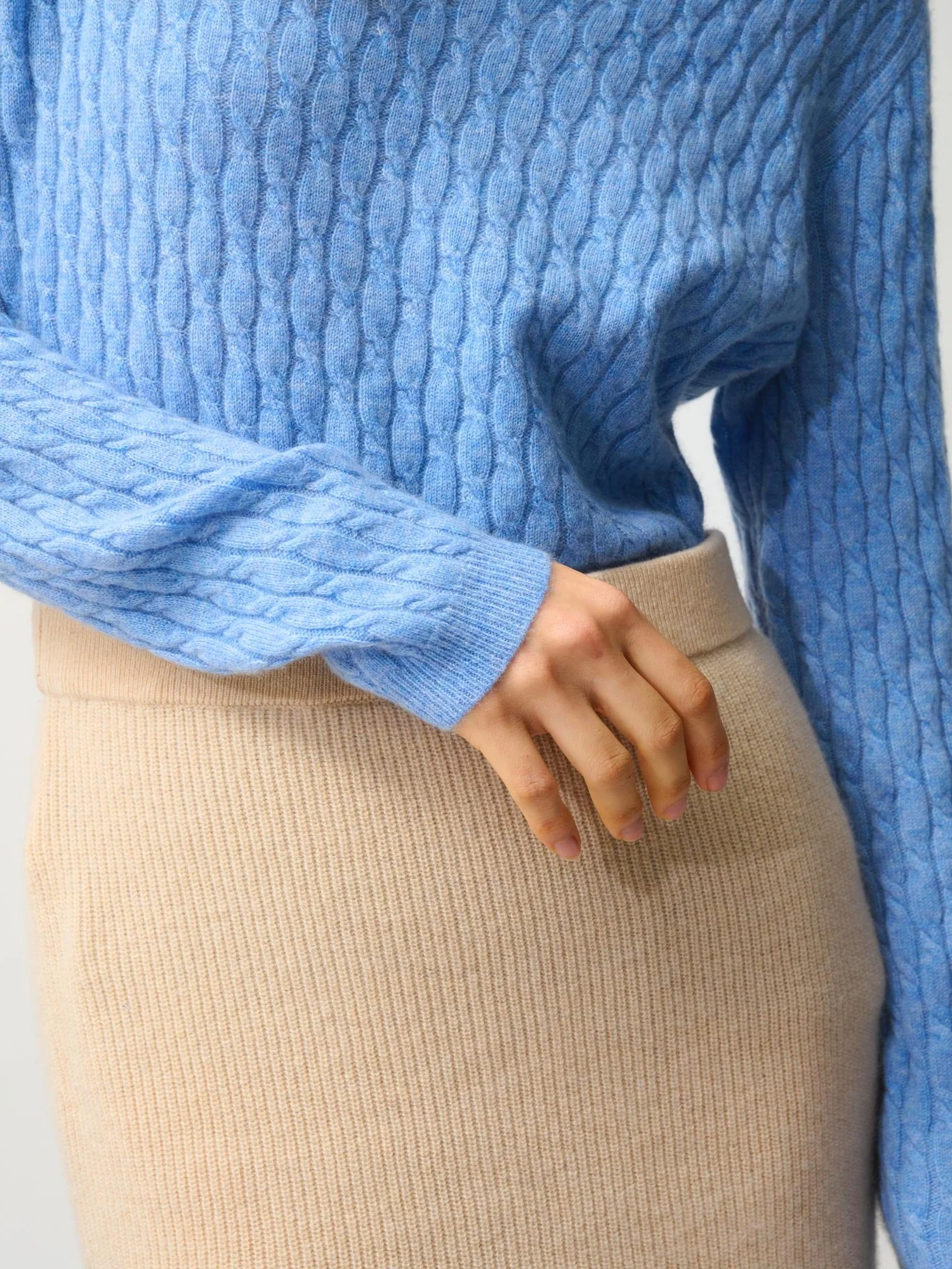 AMALIE jupe sable 100% cachemire – Image 4