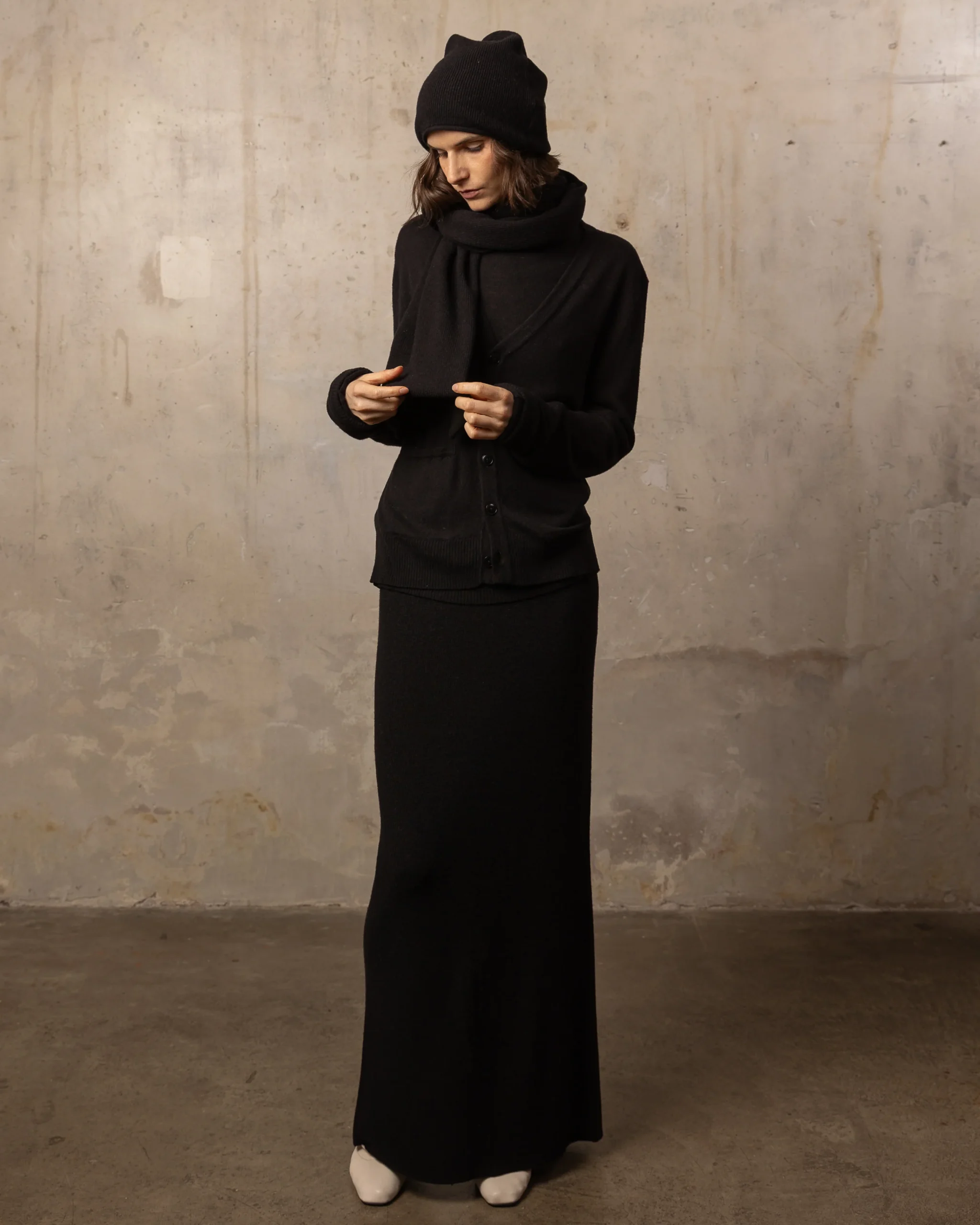Echarpe Bamboo - 70% bambou 30% laine mérinos - 100BLACK – Image 2