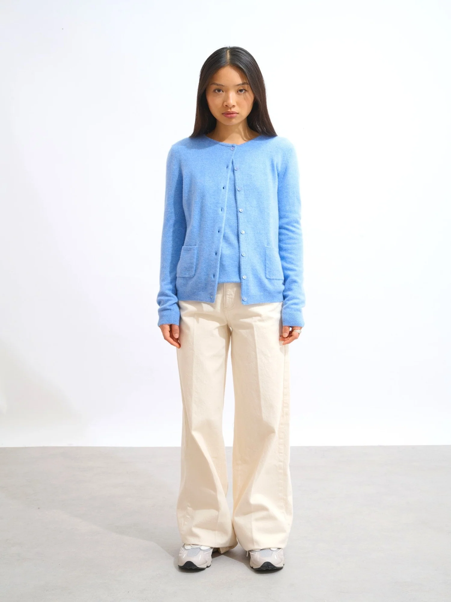 CARON cardigan col rond sky 100% cachemire – Image 5