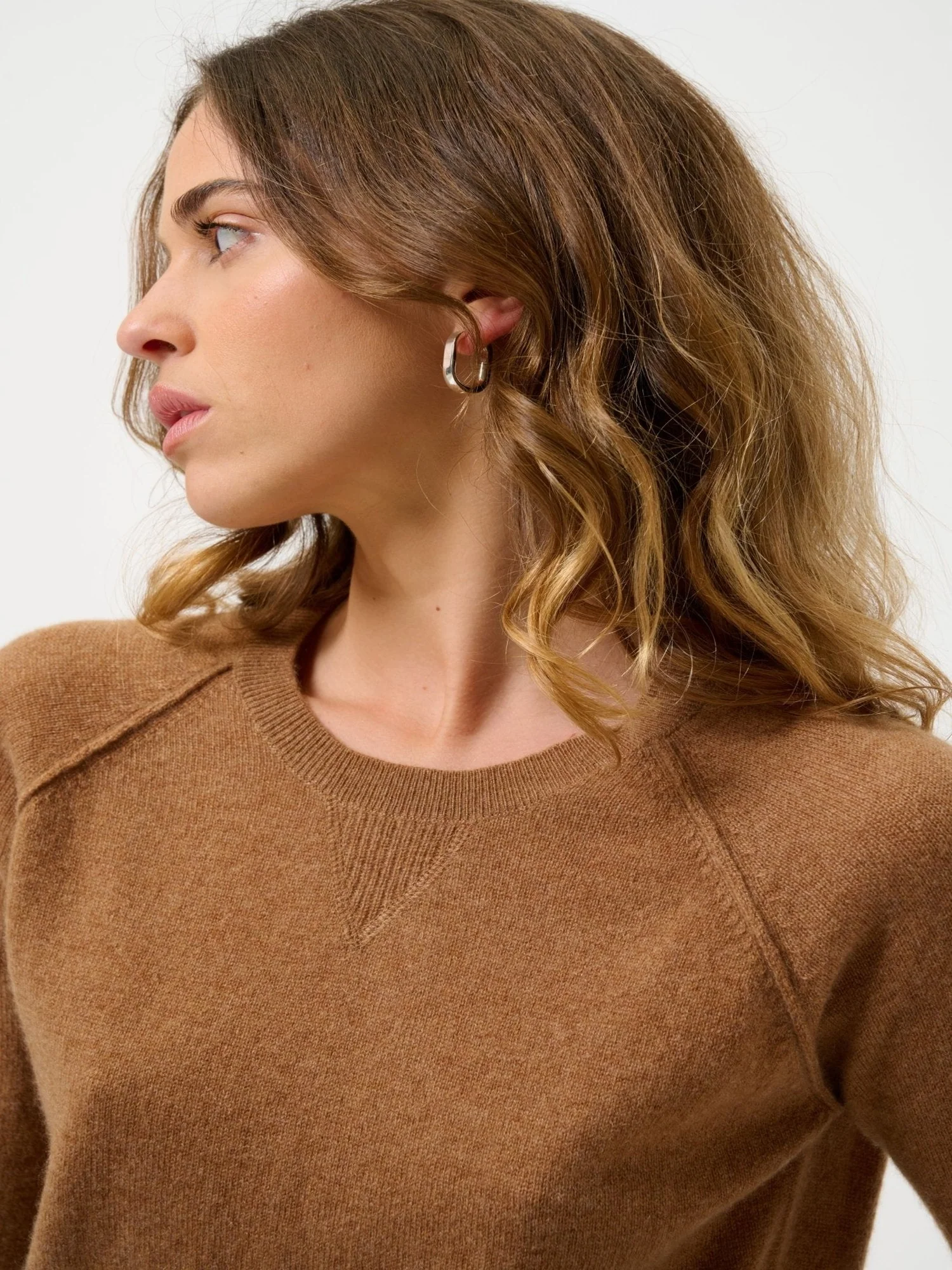 ETRET pull col rond noisette 100% cachemire – Image 4