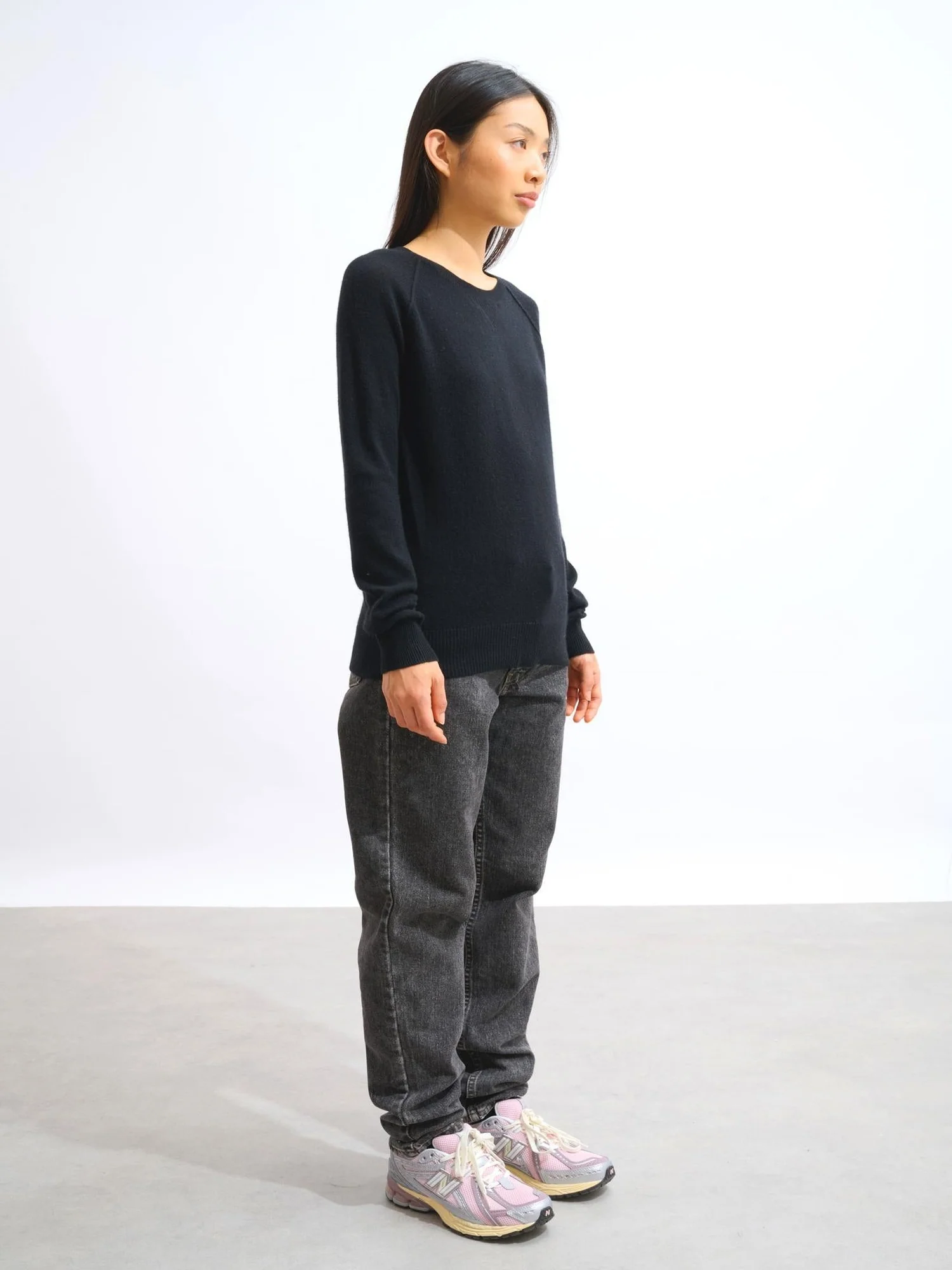 ETRET pull col rond noir 100% cachemire – Image 4