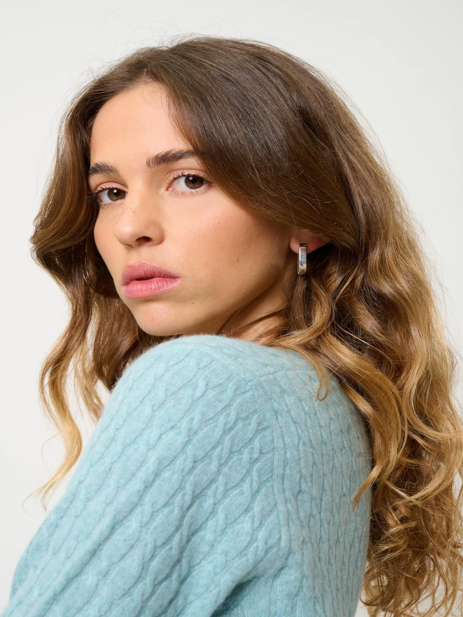 GRASMOOR pull col v aqua chiné 100% cachemire – Image 2