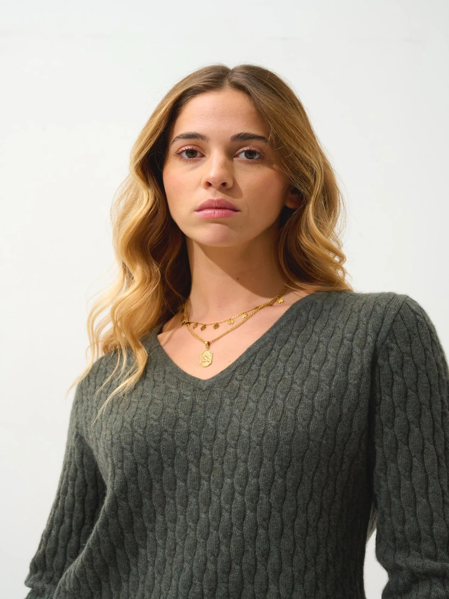 GRASMOOR pull col v kaki chiné 100% cachemire – Image 2