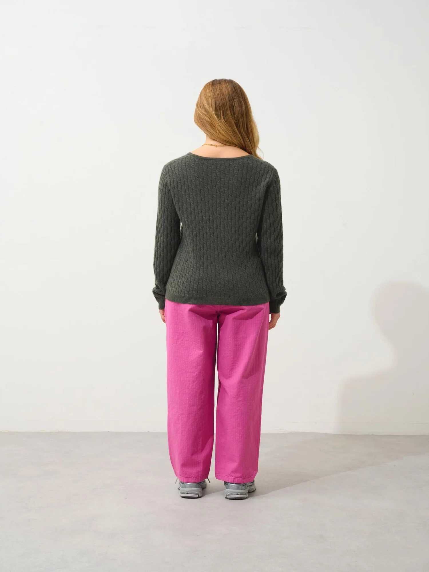 GRASMOOR pull col v kaki chiné 100% cachemire – Image 3