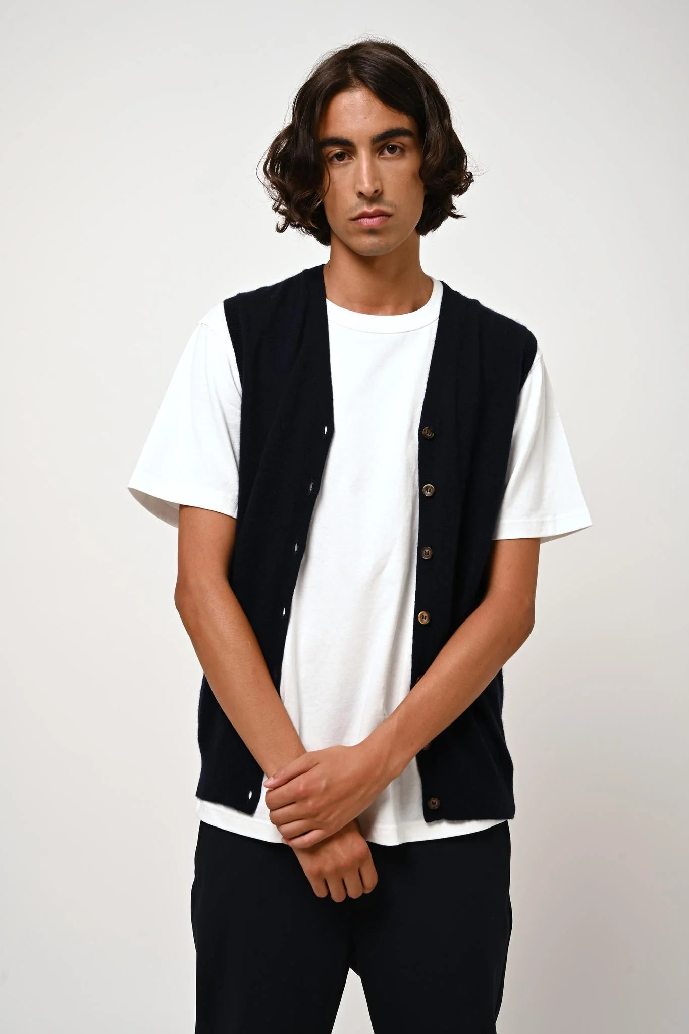 HUGO cardigan col v sans manches navy 100% cachemire – Image 2