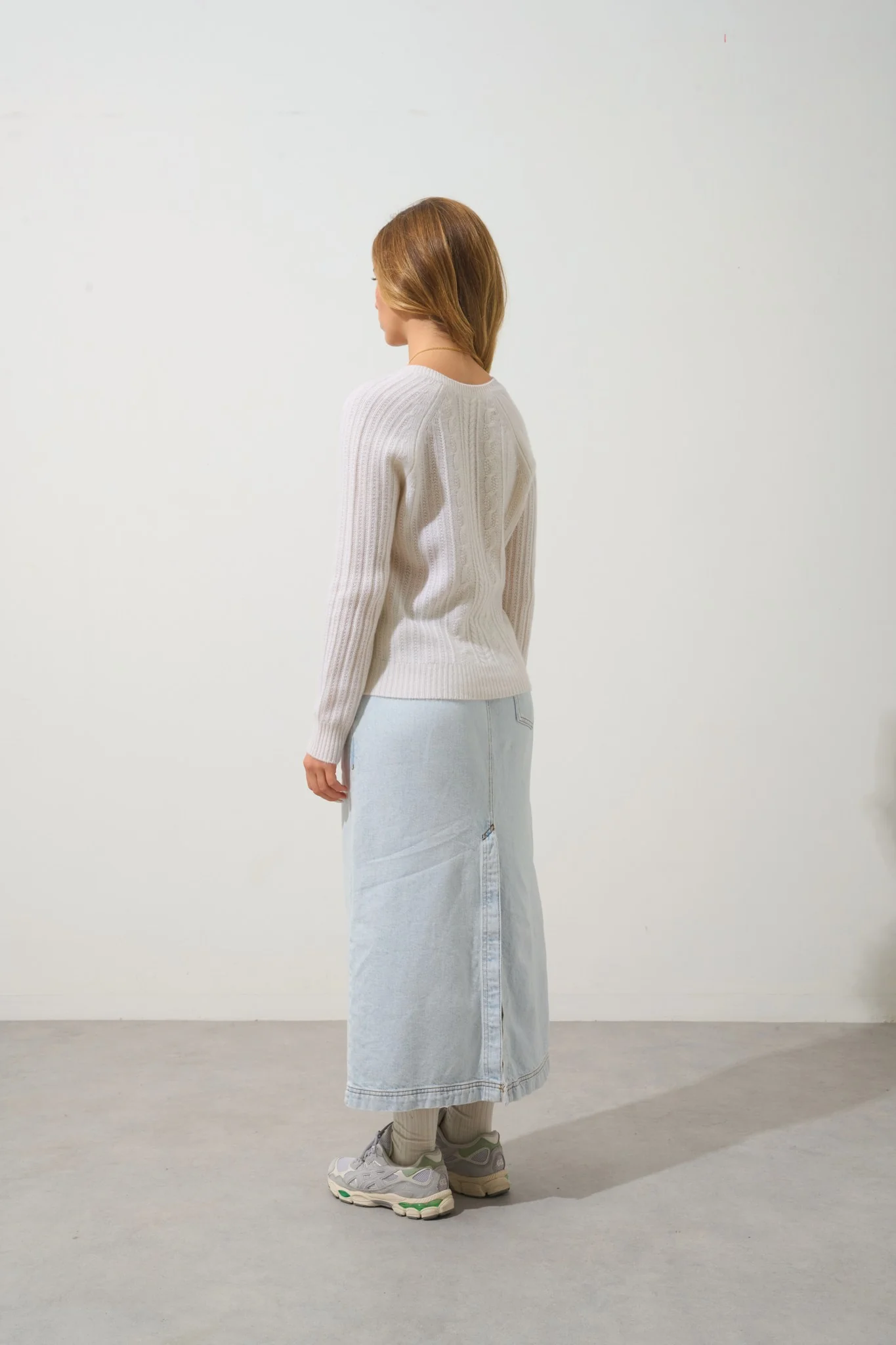 INDIRA pull col v 6 fils neige 100% cachemire – Image 3