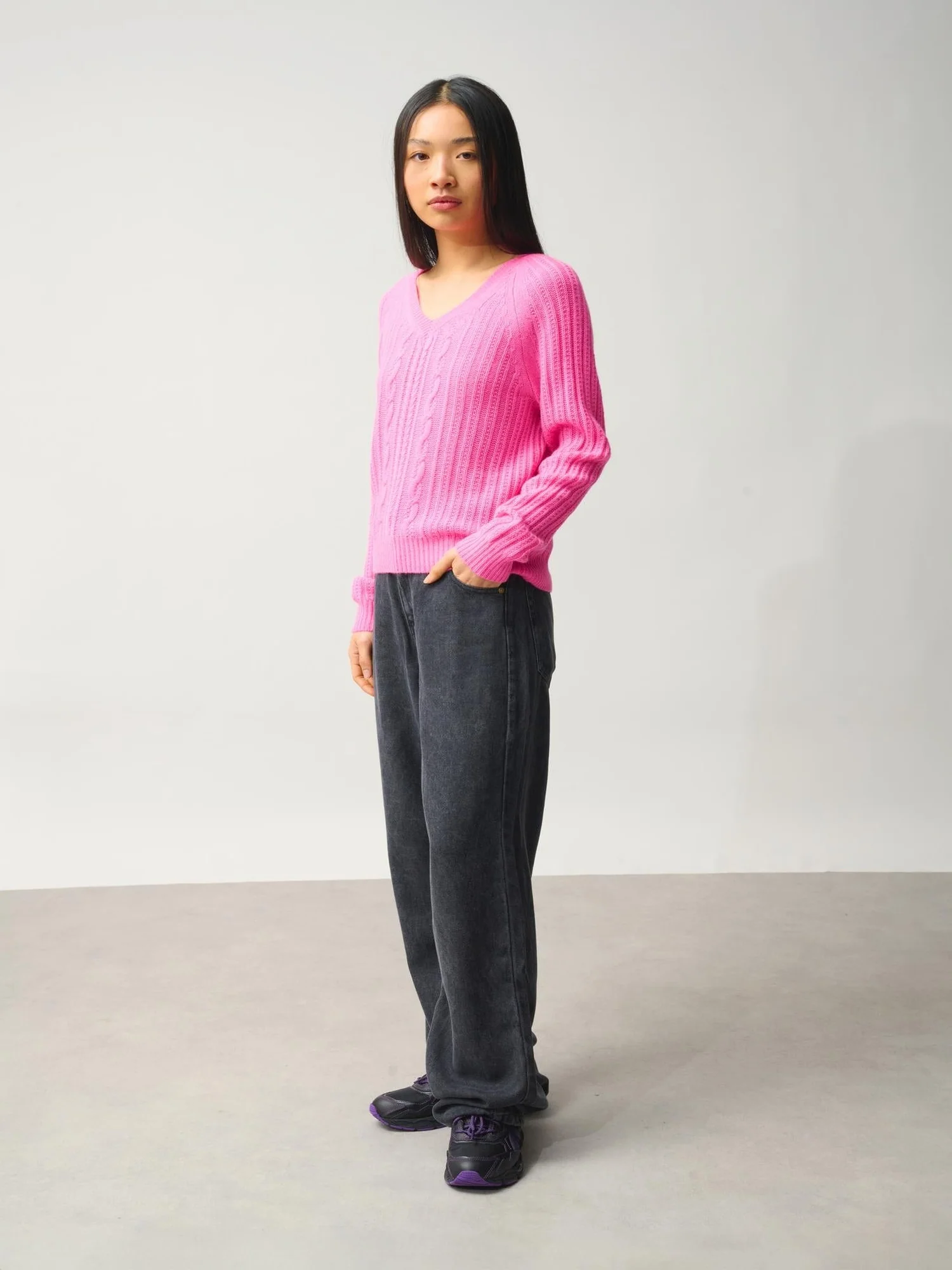 INDIRA pull col v 6 fils rose fluo 100% cachemire