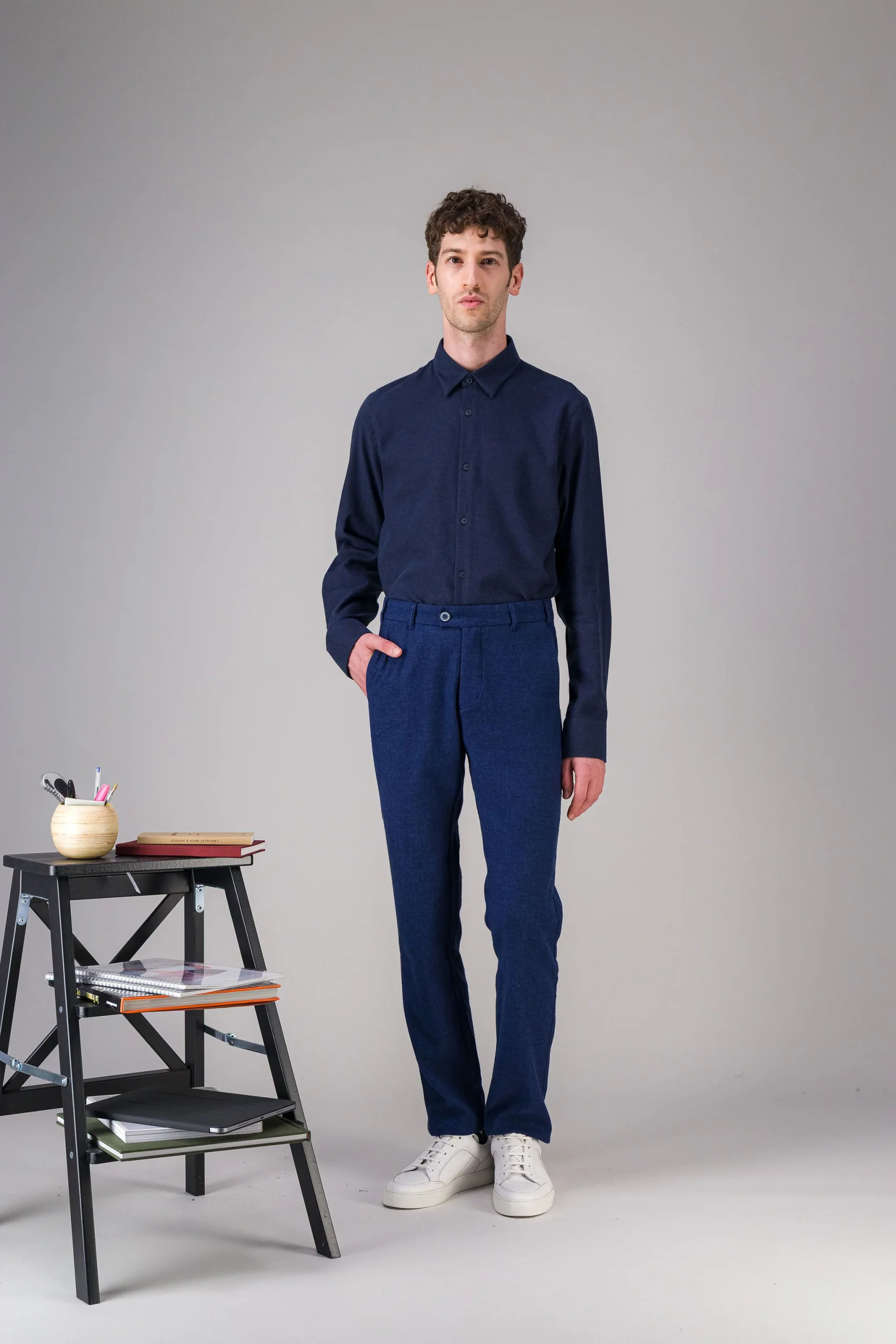 Chemise en flanelle de coton bio bleu foncé chiné – Image 2