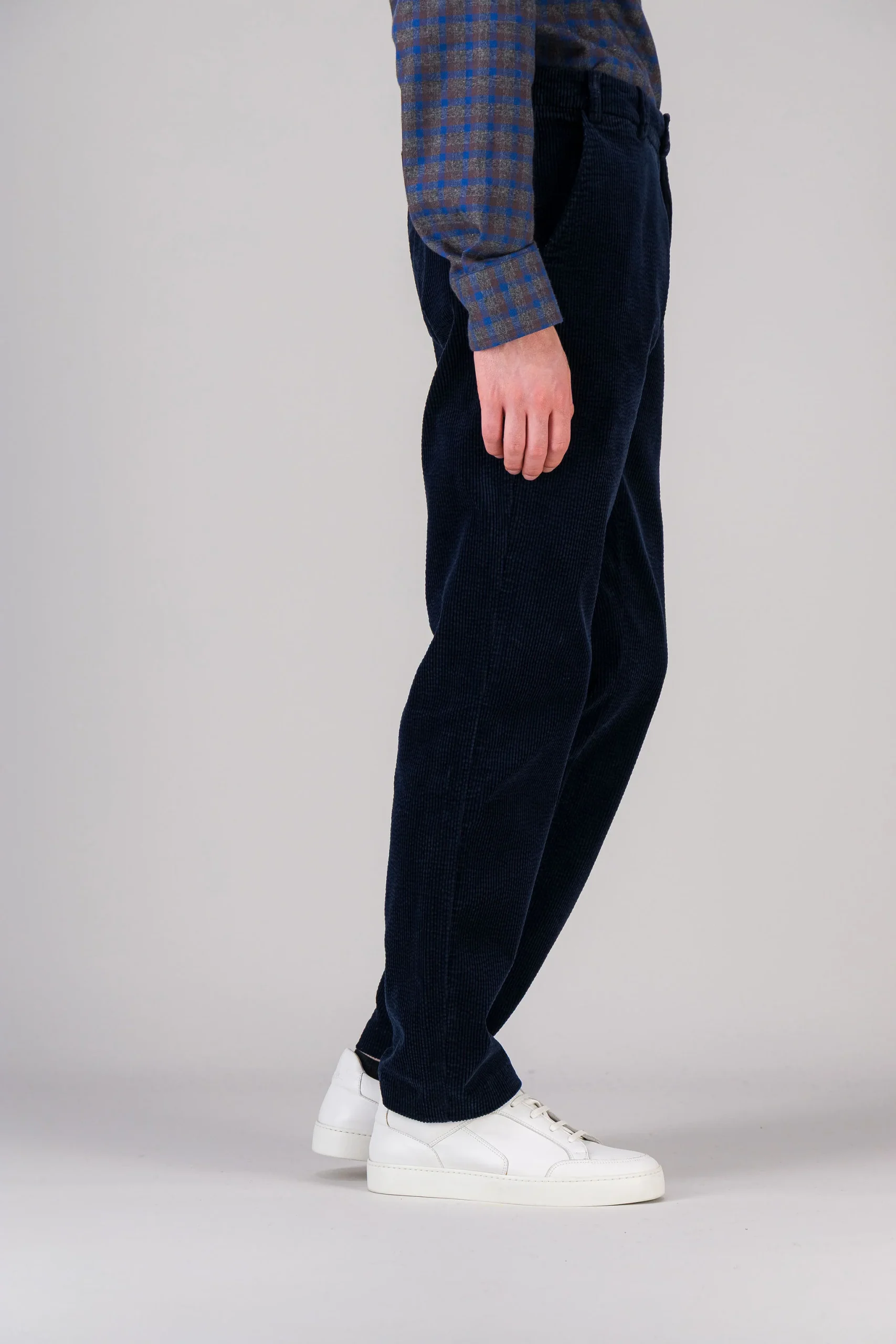 City pant en velours marine – Image 4