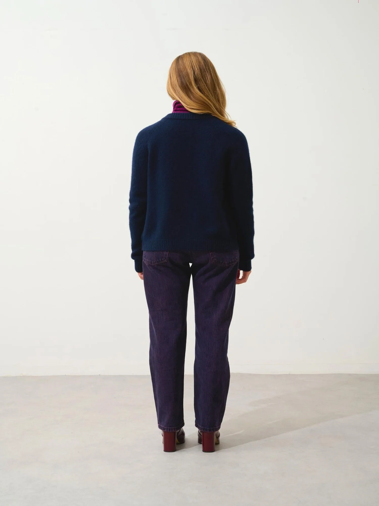 JINPA cardigan col rond 8 fils navy 100% cachemire – Image 4