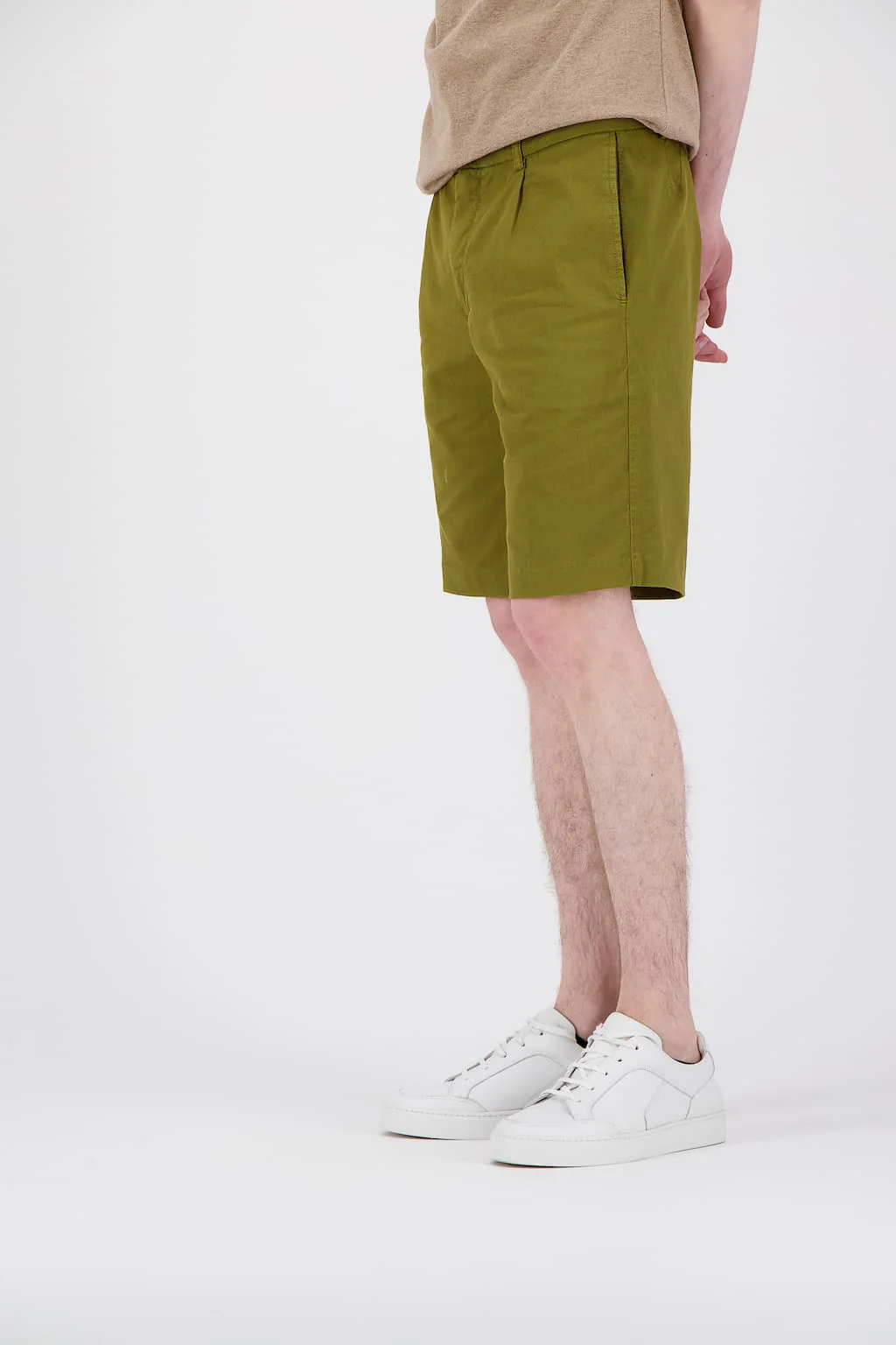 Pleats Short Kaki – Image 2